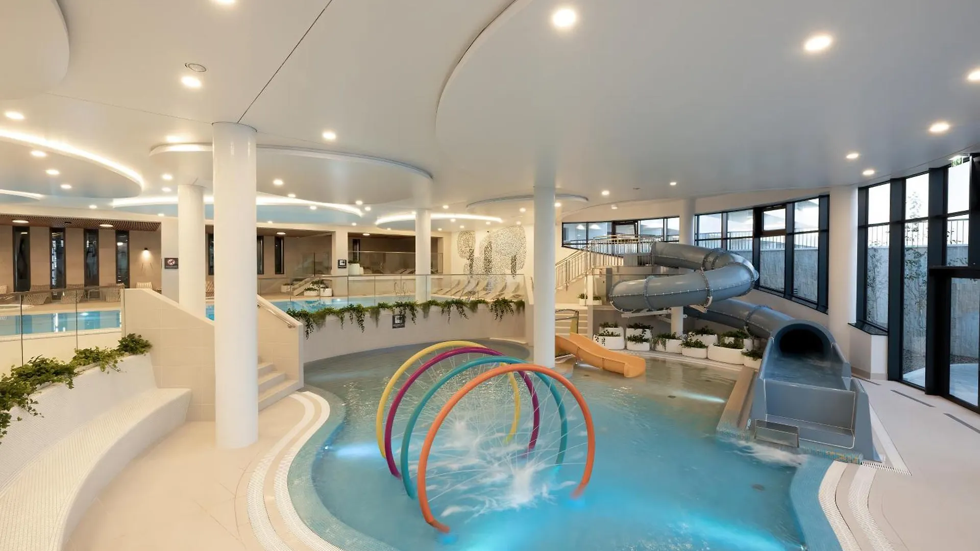 Family Apartment With Gym And Swimming Pool By Renters Prestige Kolobrzeg Poland