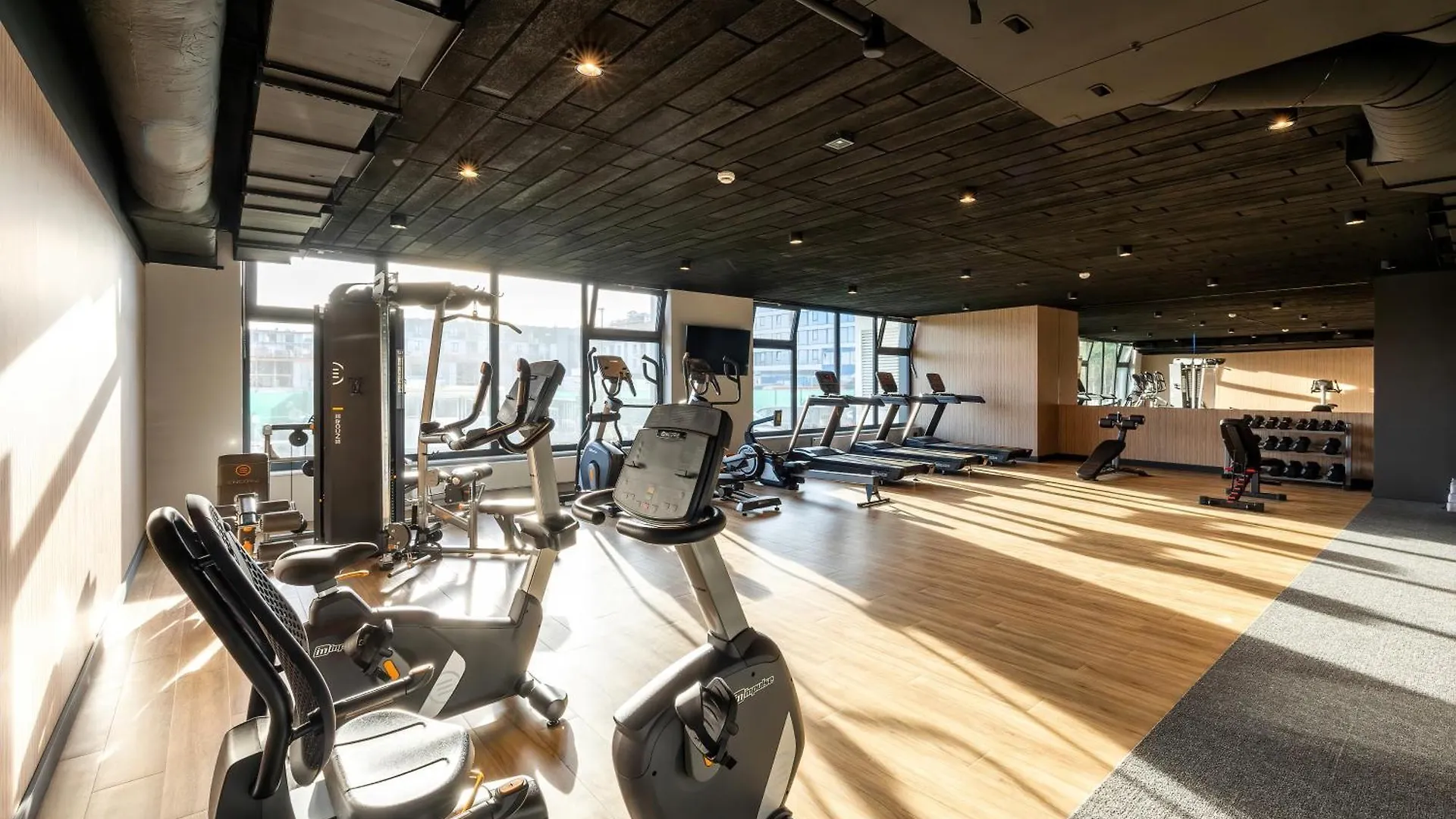 Family Apartment With Gym And Swimming Pool By Renters Prestige contacts